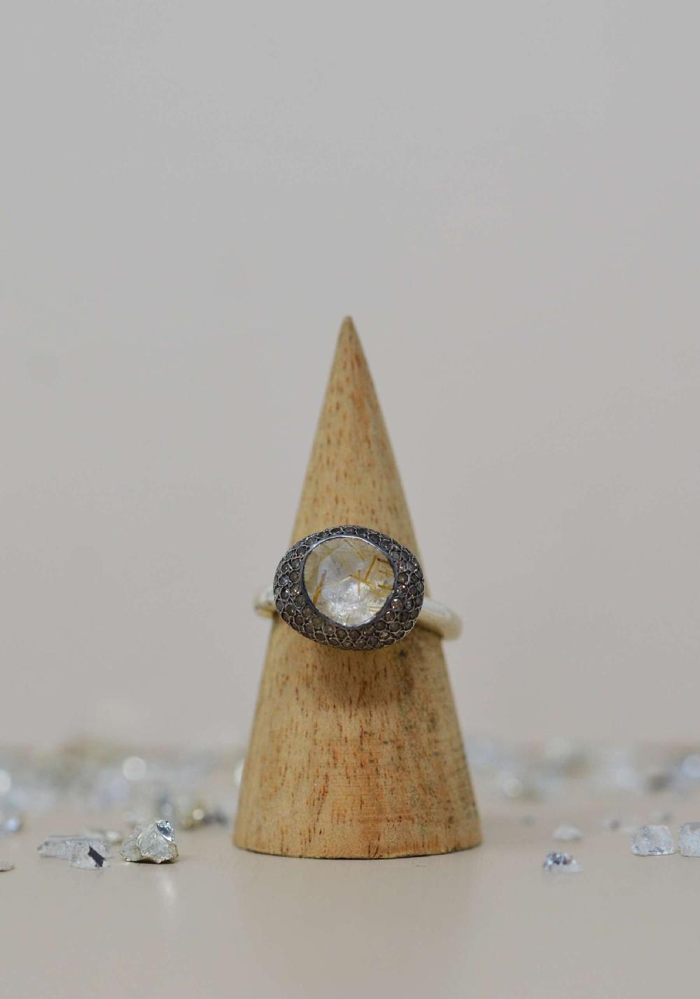 Rose & Lini ROSAMARIA SILVER “CARRIE” DIAMONDS & RUTILATED QUARTZ RING Nuova
