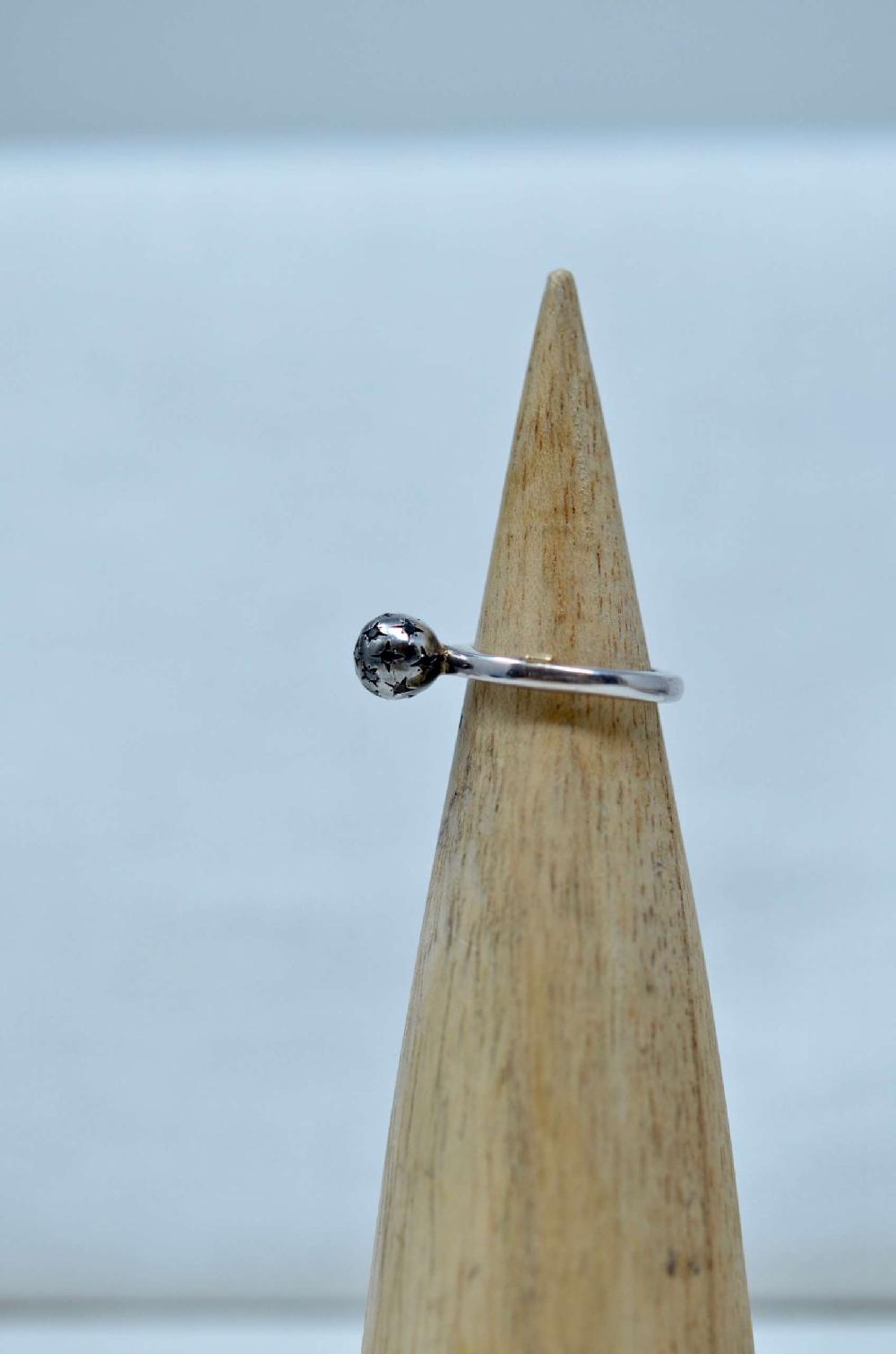 Rose & Lini ROSAMARIA SILVER AND DIAMOND “ALEPO” RING Comprare a buon mercato