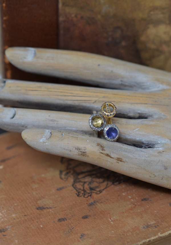 Rose & Lini ROSAMARIA “BELQUIS” DIAMONDS & IOLITE SILVER RING Offerta temporanea