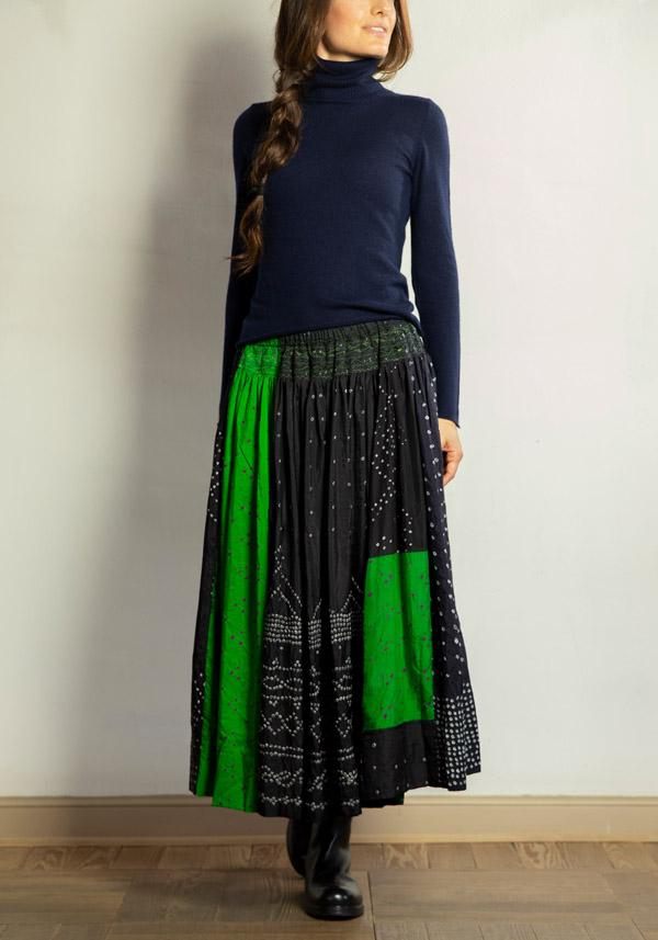 Rose & Lini INJIRI SILK PATTERNED “SKIRT 145 CUS” BLACK BLUE & GREEN Outlet