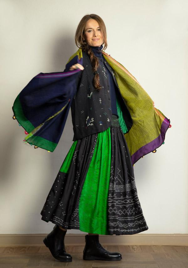 Rose & Lini INJIRI SILK PATTERNED “SKIRT 145 CUS” BLACK BLUE & GREEN Outlet