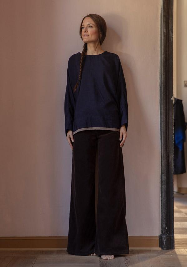 Rose & Lini AODRESS WOOL “BLOUSE 1” DARK BROWN Moda