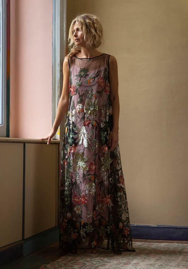 Rose & Lini CO.GO BLACK “DRESS VV354” FLOWER EMBROIDERIES Smaltimento dello stoccaggio