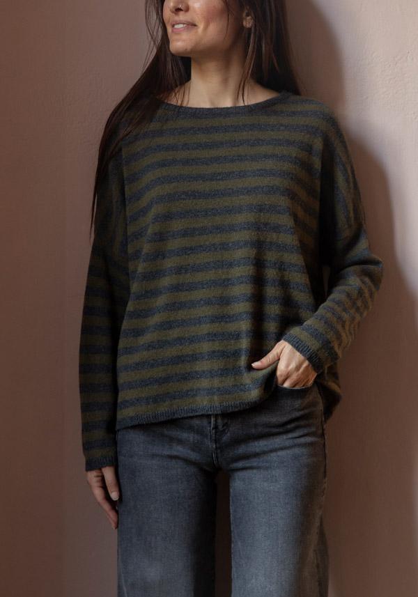 Rose & Lini THAT’S ALYKI CASHMERE “SOPHIE” KAKI & STONE STRIPED SWEATER Offerte speciali