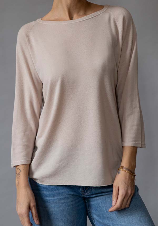 Rose & Lini MAJESTIC CASHMERE “COL BATEAU 535” SAND SWEATER Duty-free