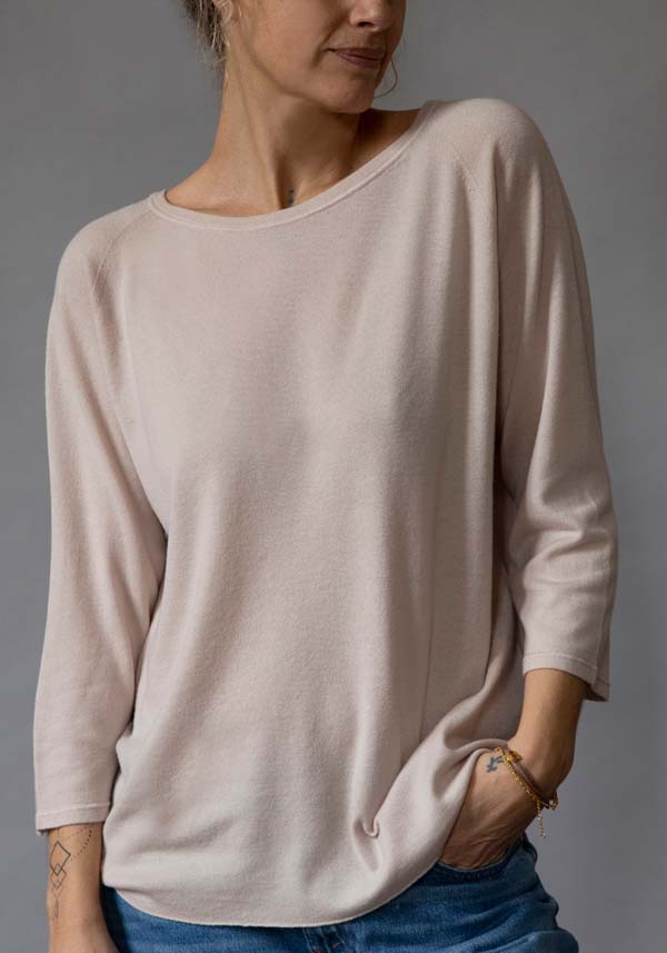 Rose & Lini MAJESTIC CASHMERE “COL BATEAU 535” SAND SWEATER Duty-free