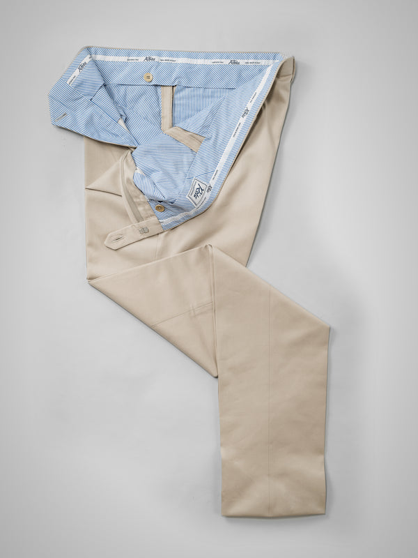 Rota Four Seasons Beige pair of regular fit cotton trousers Offerte
