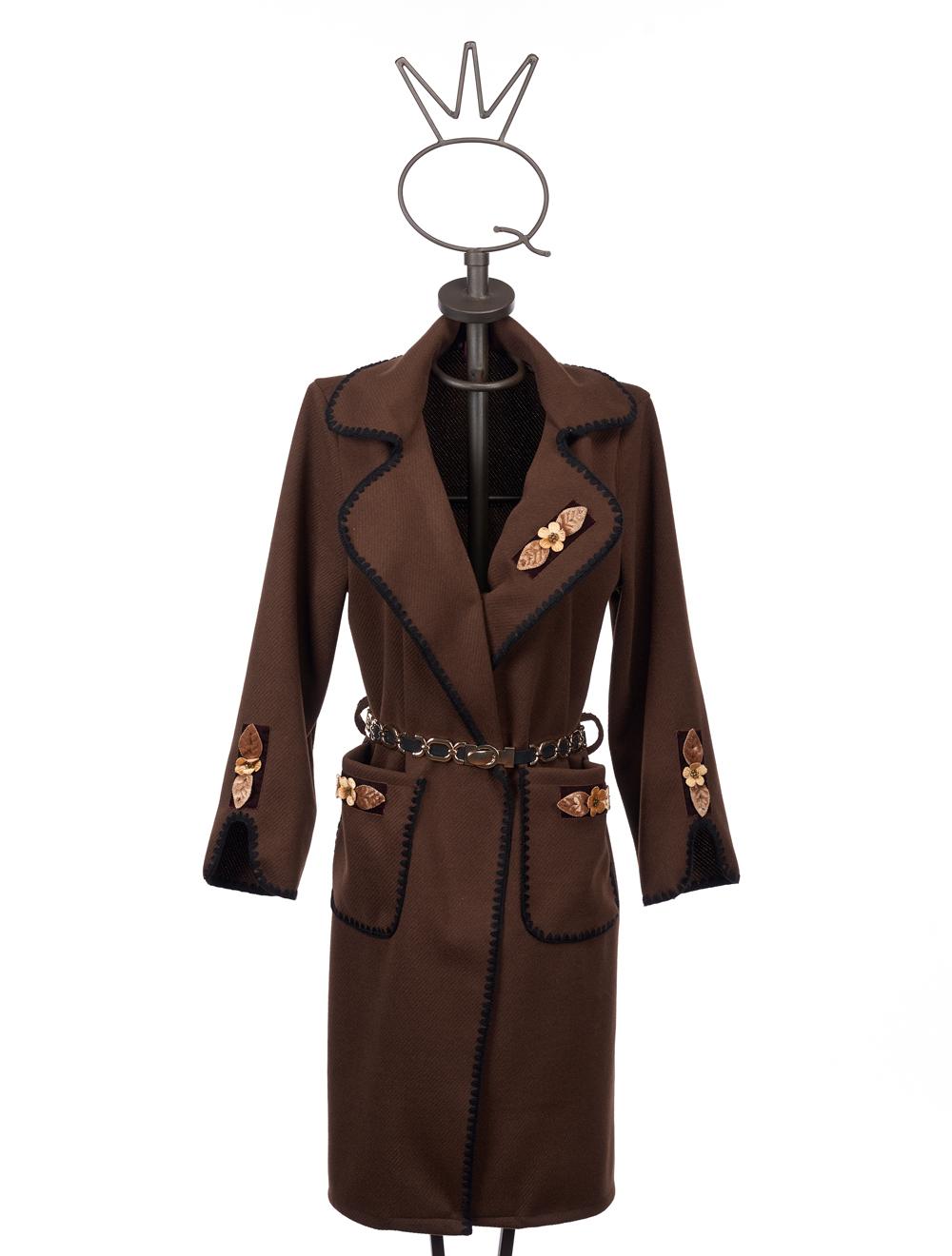Save The Queen Cappotto marrone con bordi ricamati Moda