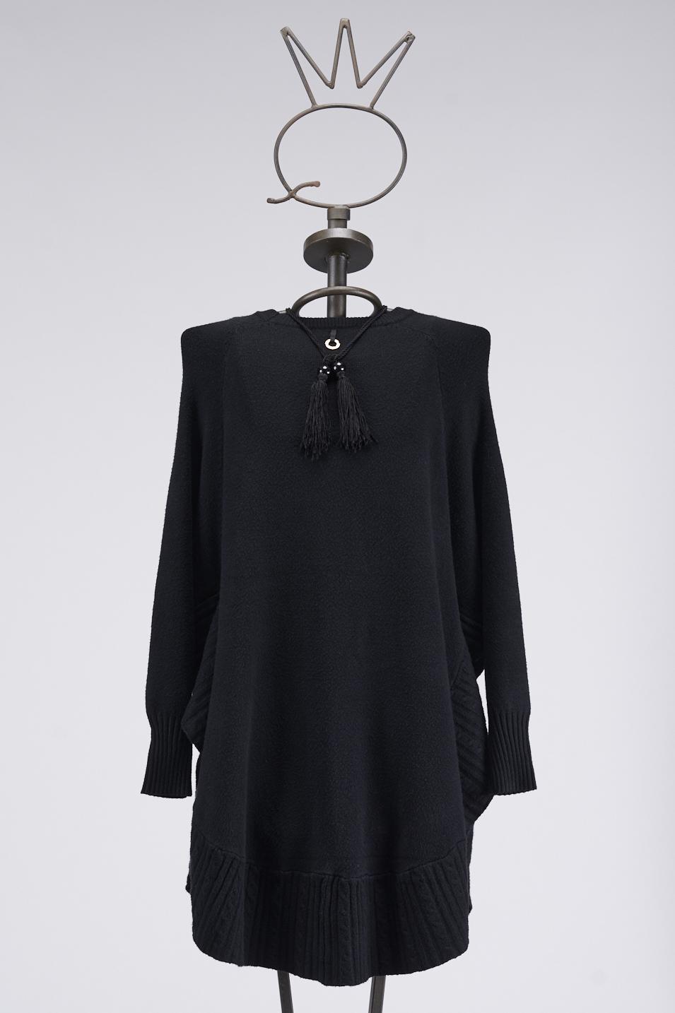 Save The Queen Maxi maglia con collana Ultimo giorno