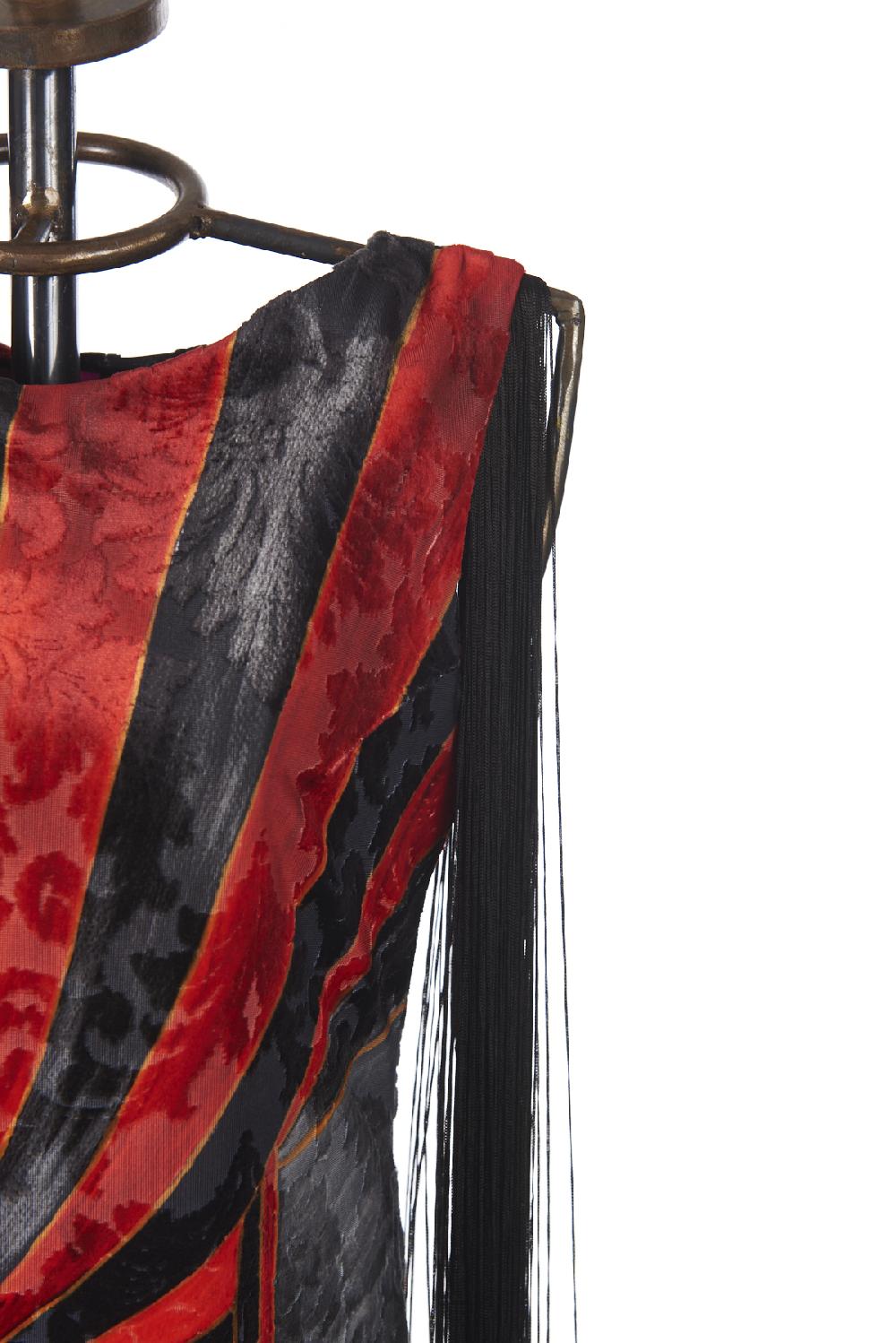 Save The Queen vestito lungo in tessuto devorè con stampa dedicata al Circo Black Friday Prezzi