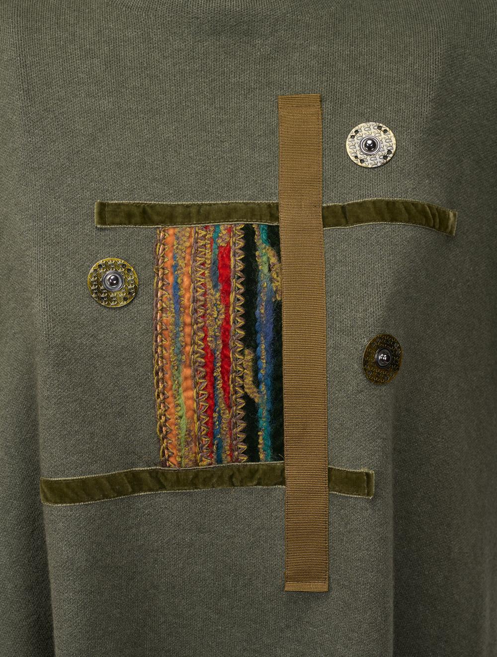 Save The Queen Maglia poncho verde salvia in viscosa con applicazioni 2025