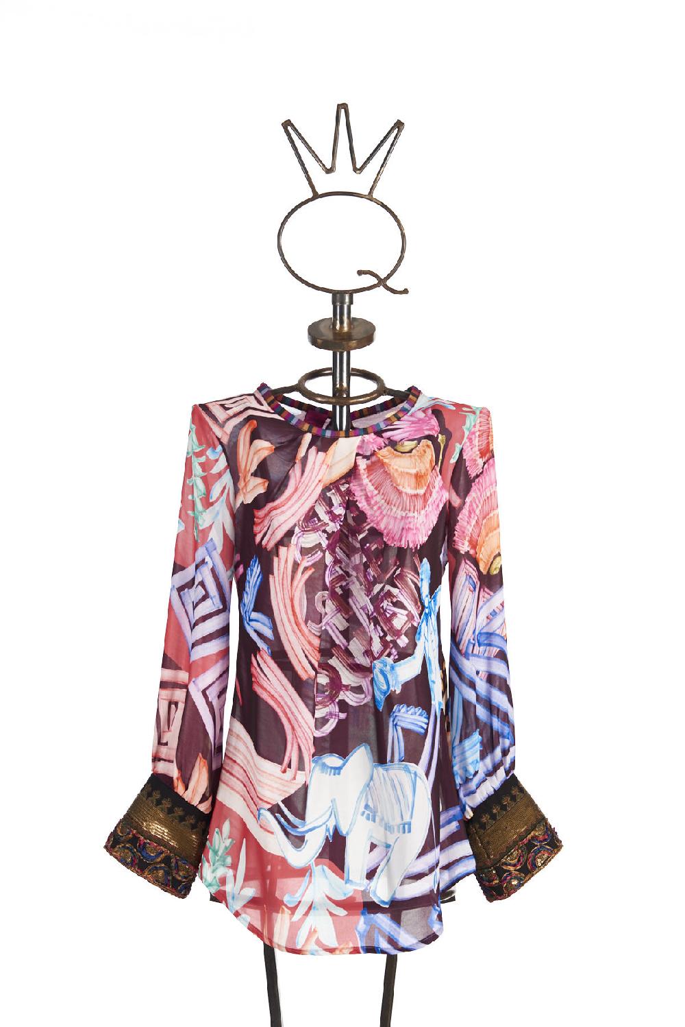 Save The Queen Blusa in chiffon con stampa dedicata al Circo Saldi