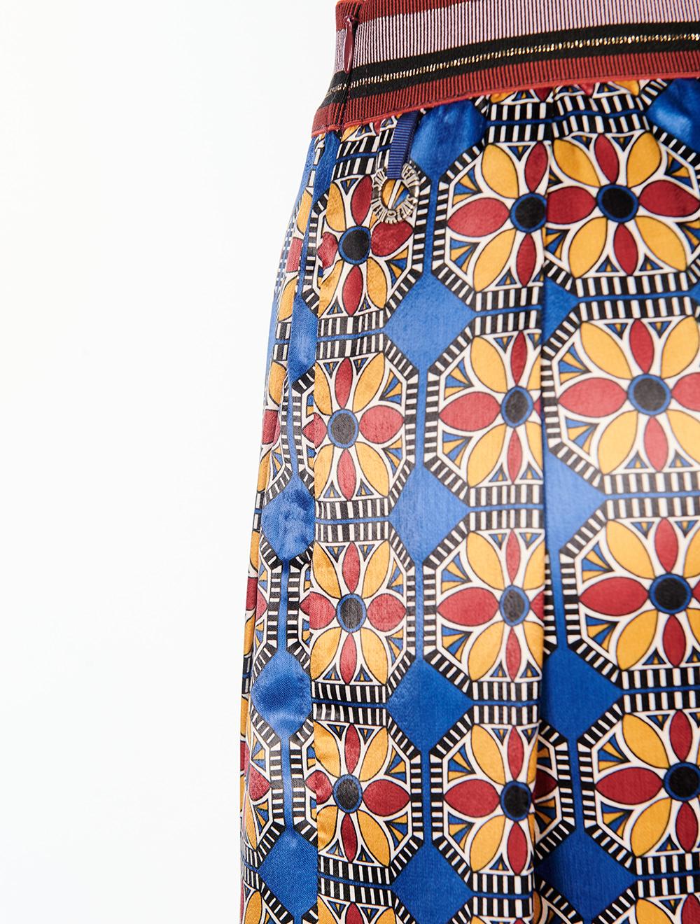 Save The Queen Gonna lunga a pieghe con stampata floreale Offerta temporanea