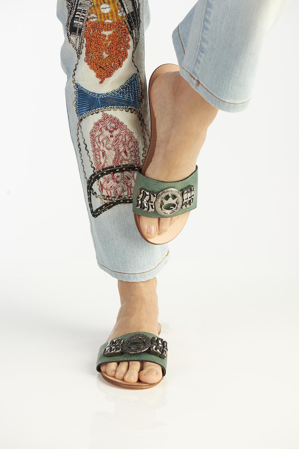 Save The Queen Sandali flat con fascia verde Offerta San Valentino