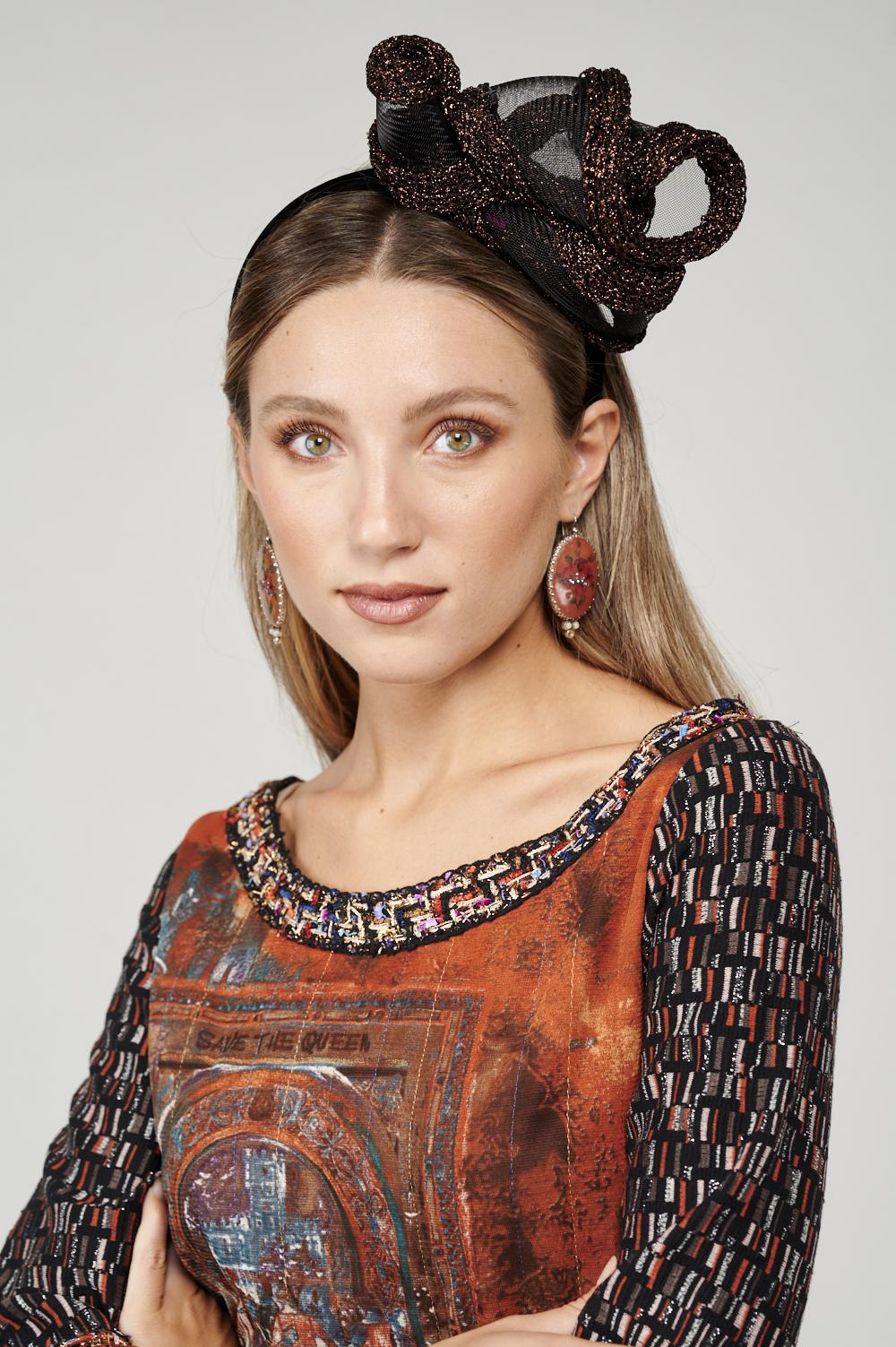 Save The Queen Cerchietto in velluto nero Latest stili