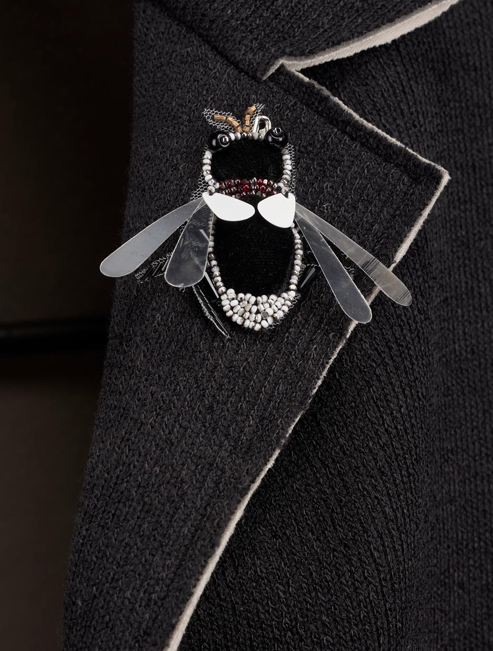 Save The Queen Cappotto corto nero con applicazioni Sconti VIP