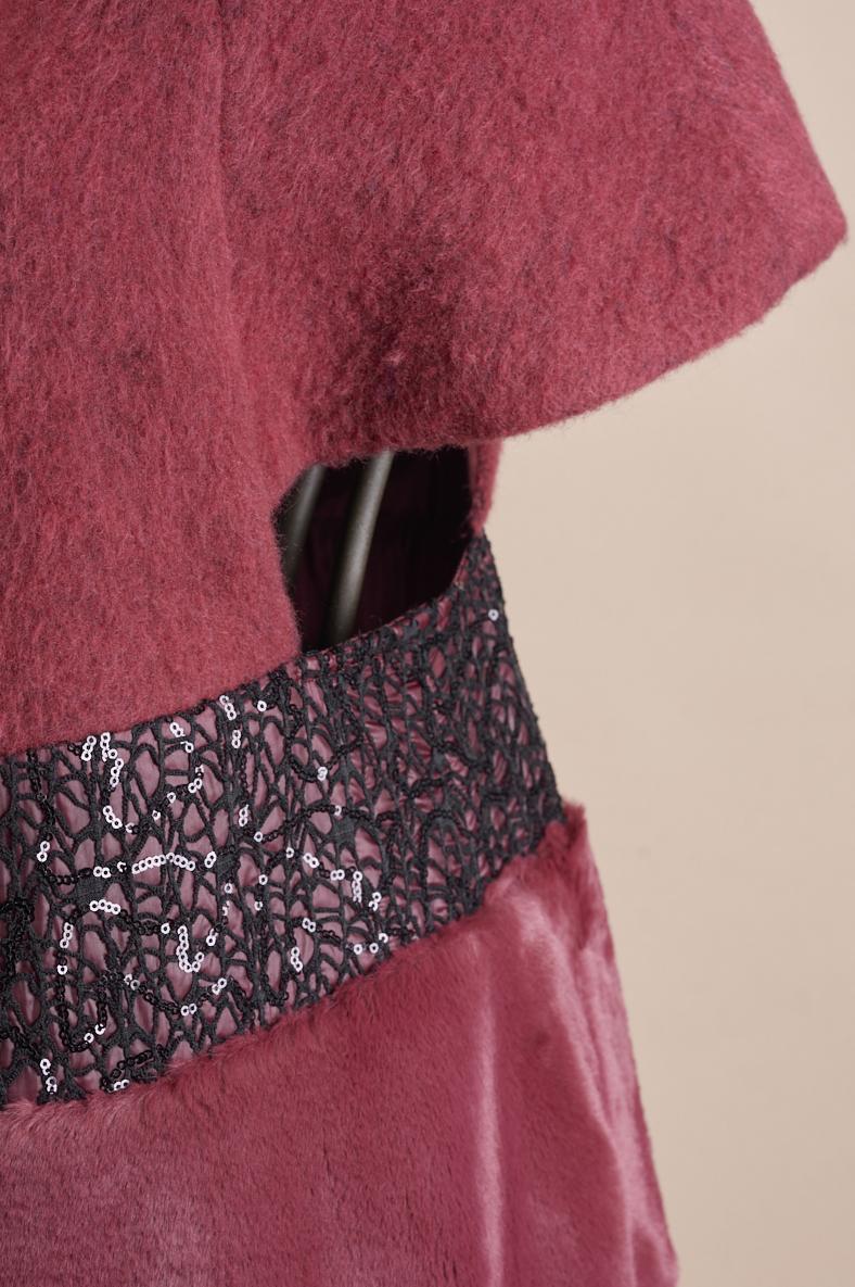 Save The Queen Mantella in lana ed eco pelliccia con dettagli di paillettes Prezzo basso