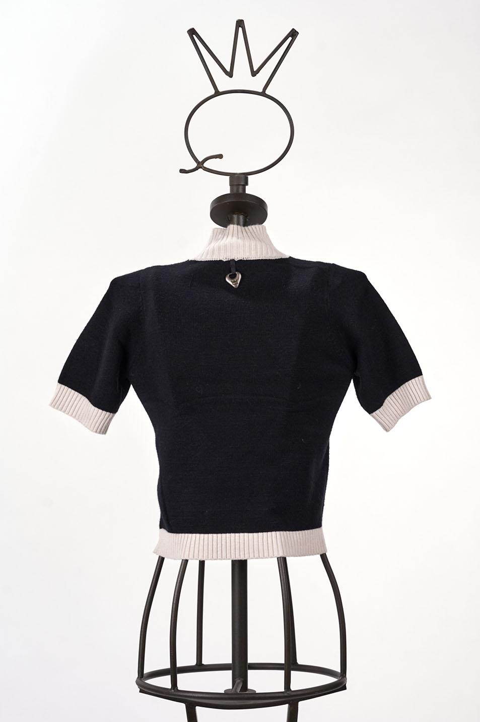 Save The Queen Maglia corta a mezze maniche Fino al 55% di sconto