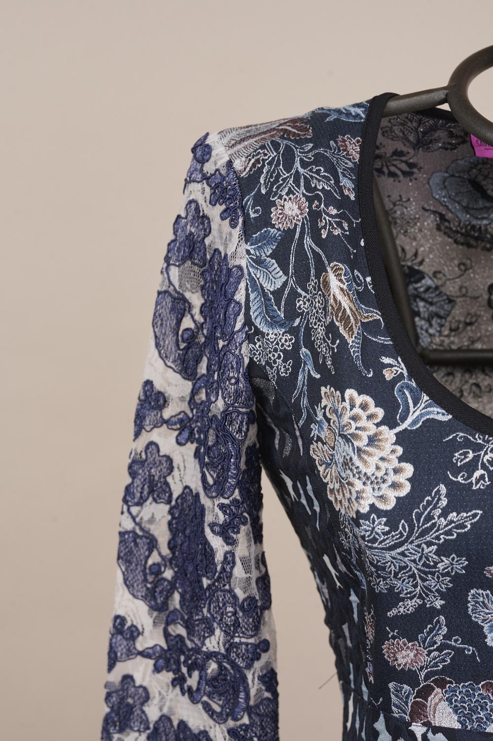Save The Queen Vestito in jacquard e pizzo ricamato Offerta