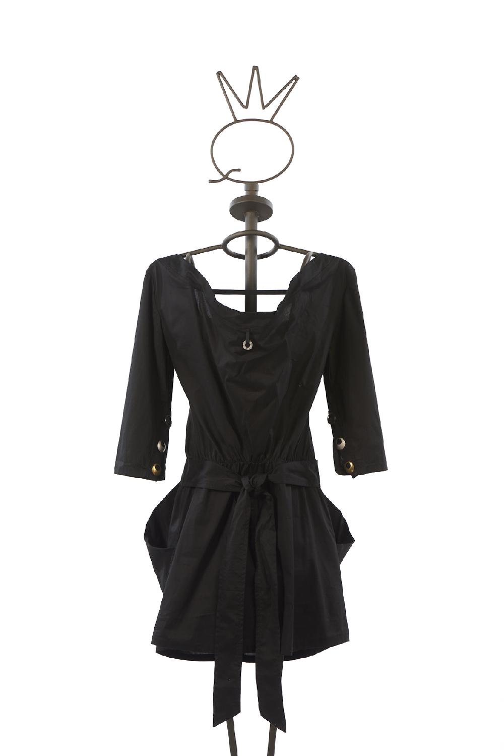 Save The Queen Vestito corto nero con decorazioni in metallo Offerte