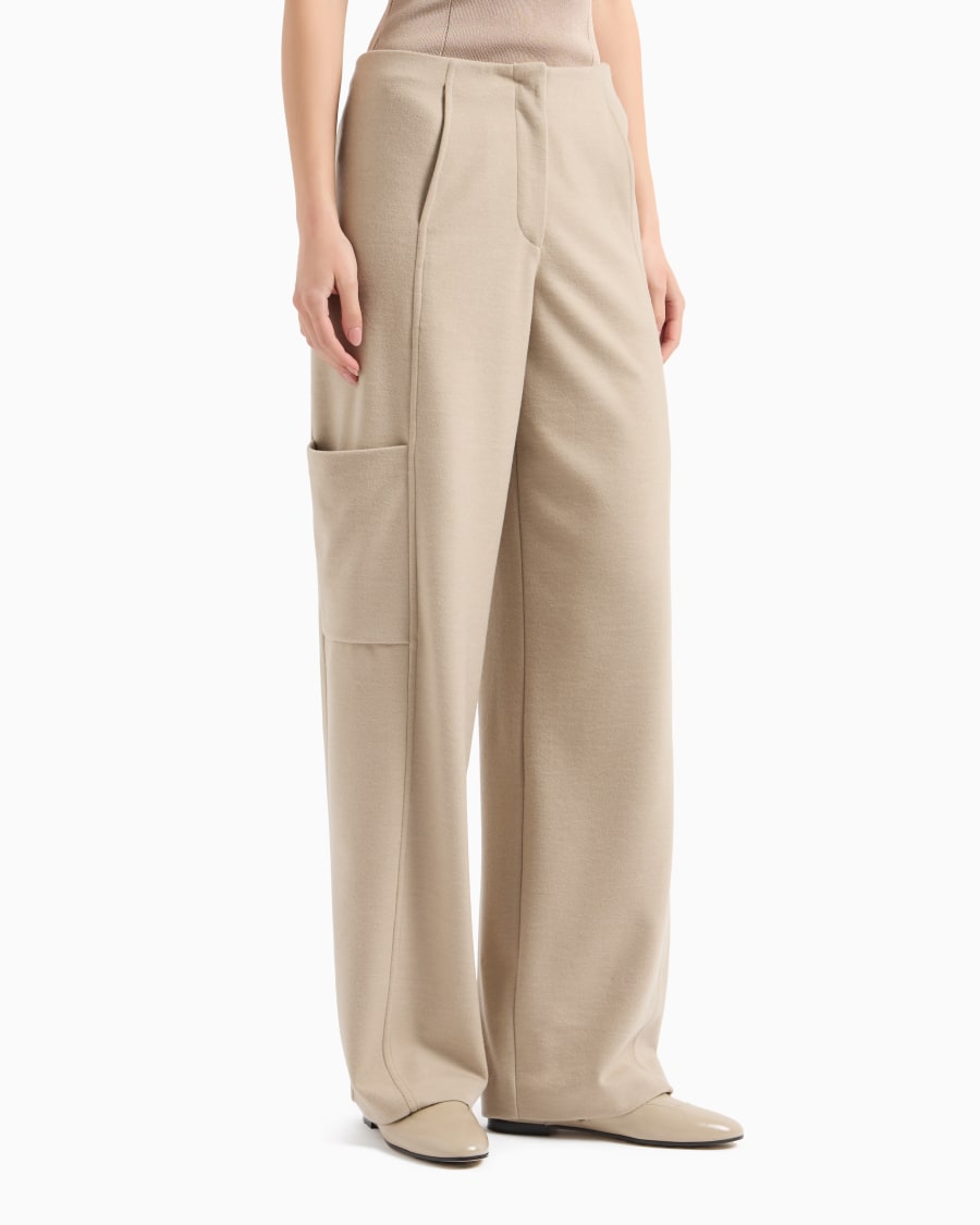 The world of armani PANTALONI CASUAL Economico