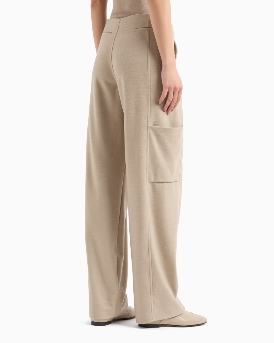 The world of armani PANTALONI CASUAL Economico
