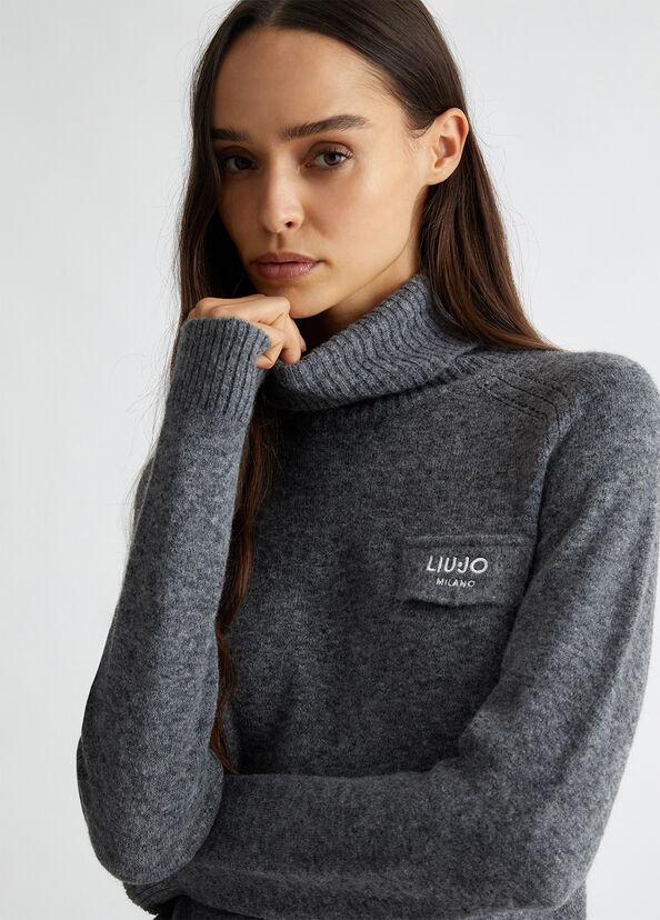 Liu Jo Dolcevita in misto lana con logo Qualità Garantita