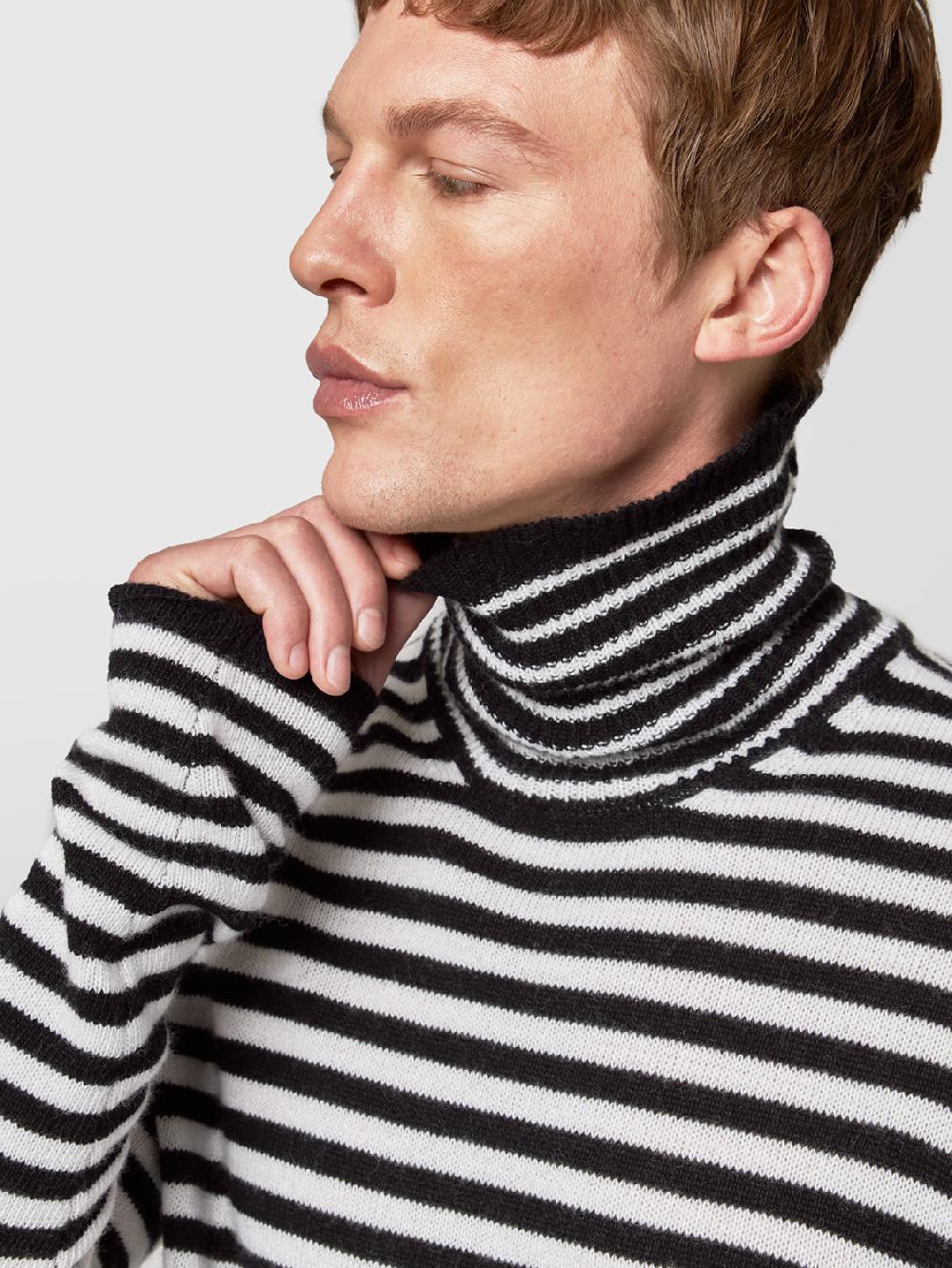Alpha studio LUPETTO RIGATO IN LANA E CASHMERE Offerta speciale